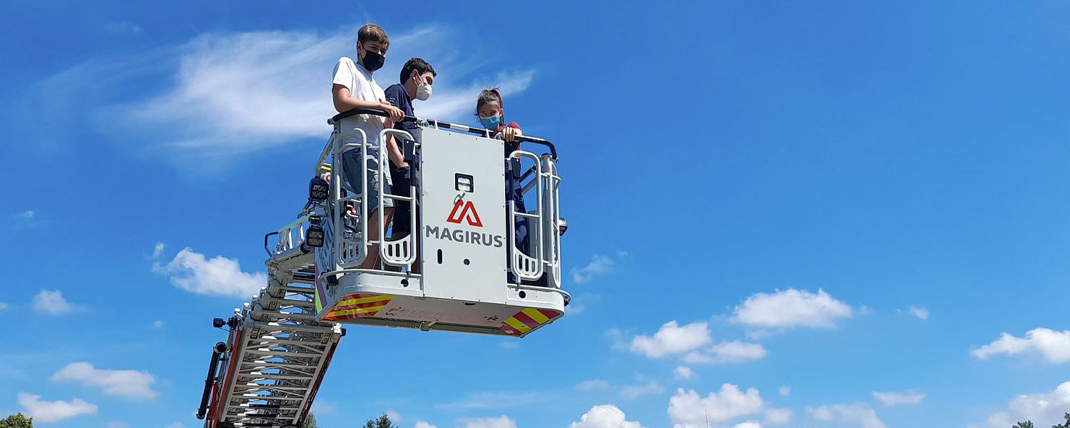 Viele Besucher bei #WirFahrenRot der Feuerwehren am Seeteufel