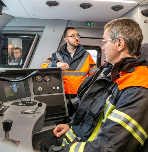 Bahnerdungslehrgänge und Fortbildung für den Einsatz im Gleisbereich und Zugverkehr